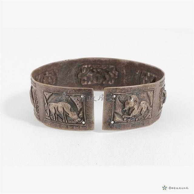 馬紋芭蕉銀手鐲藏品圖，第3張