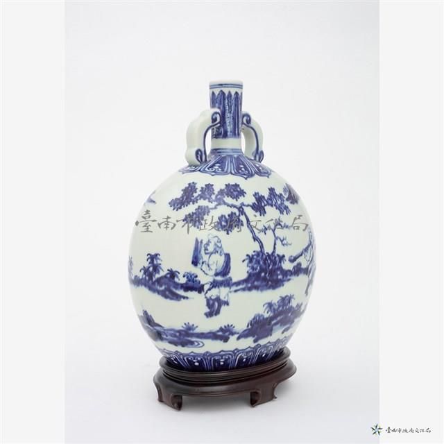 仿明樂窯青花人物扁壺藏品圖，第3張