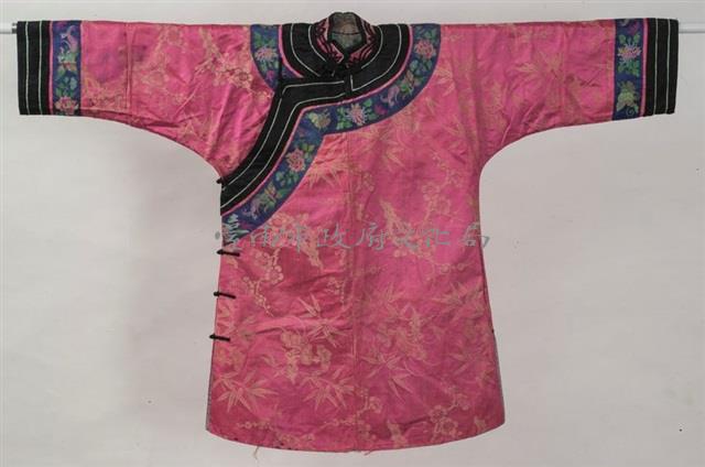 淺紅綢女衣藏品圖，第2張