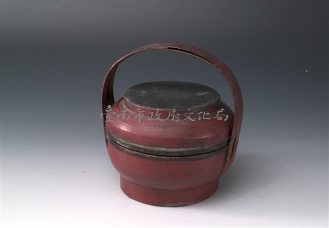 黑朱漆圓提盒藏品圖，第1張