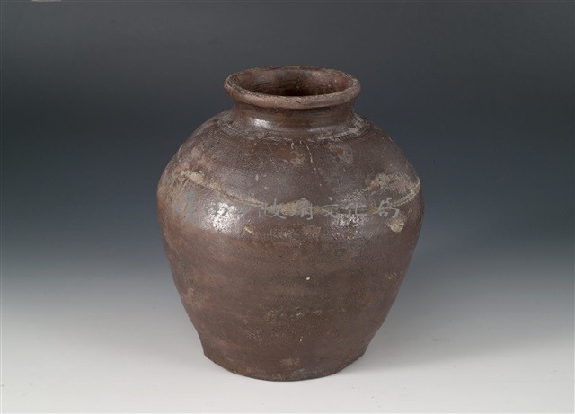 醬釉陶罐藏品圖，第1張