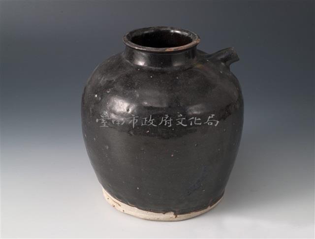 醬釉小口短流注壺藏品圖，第1張