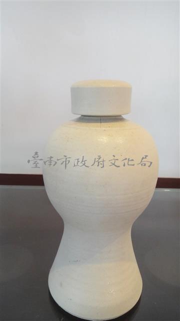 白色素燒酒瓶-08藏品圖，第1張