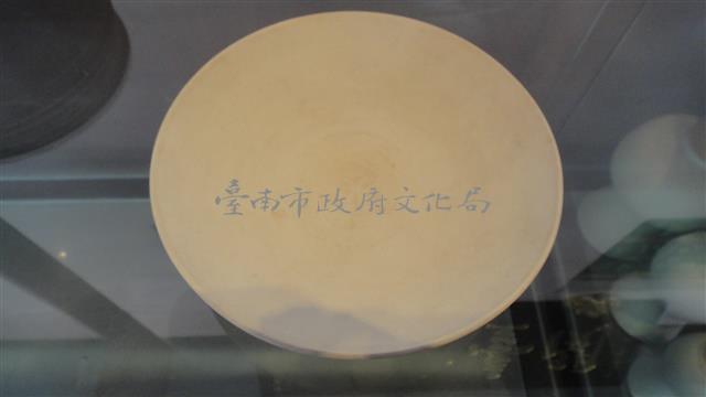 白色素燒碟-18藏品圖，第1張