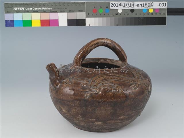 褐釉提樑龍紋注壺 	藏品圖，第1張
