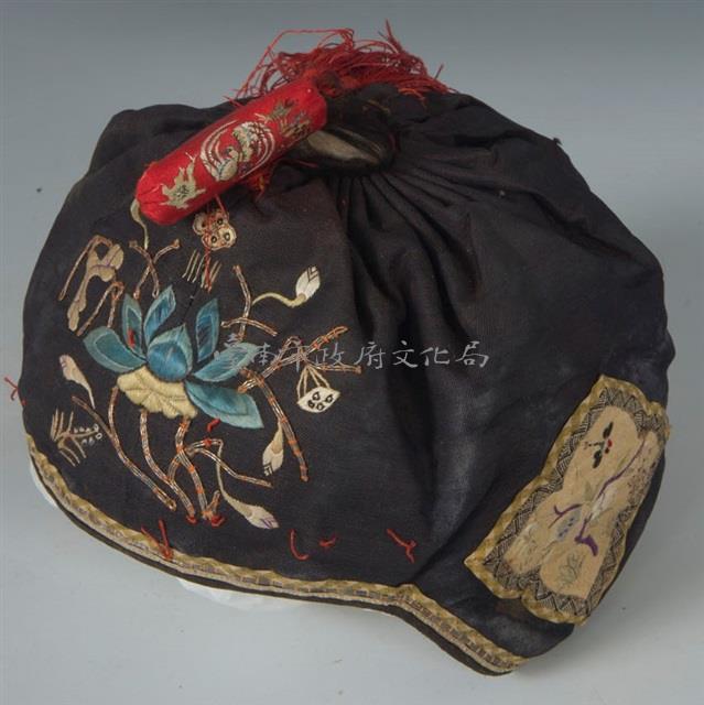 嬰兒碗帽藏品圖，第2張