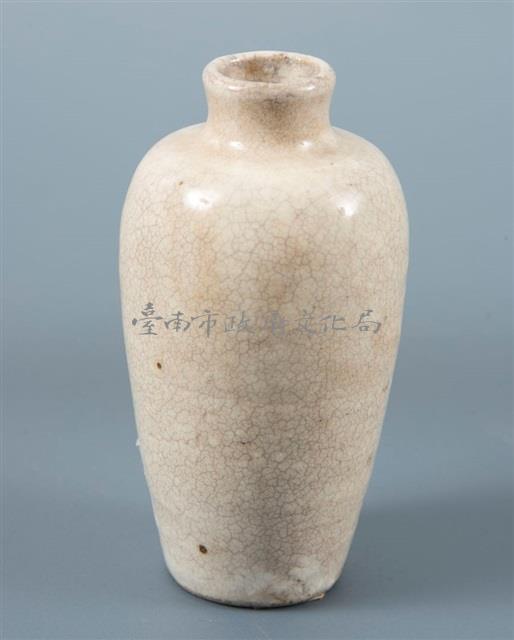 白瓷罐	 	藏品圖，第1張