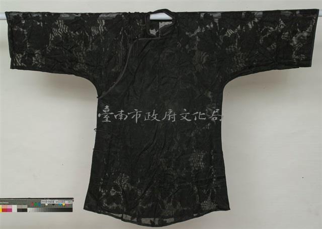 婦女用黑色綢夏衣藏品圖，第2張