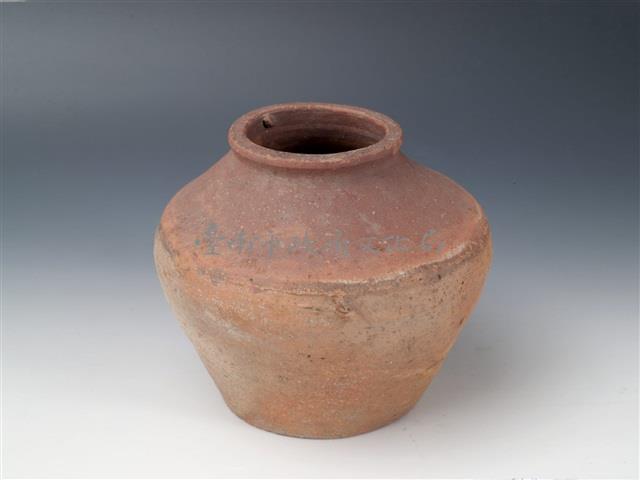 束頸陶罐藏品圖，第1張