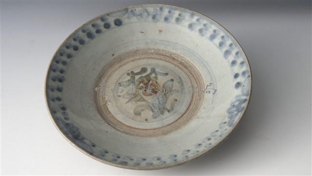 青花花草紋盤藏品圖，第1張