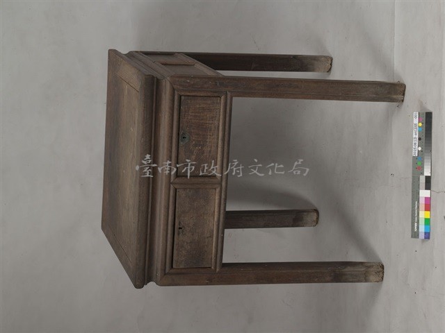 木製兩屜方桌藏品圖，第1張