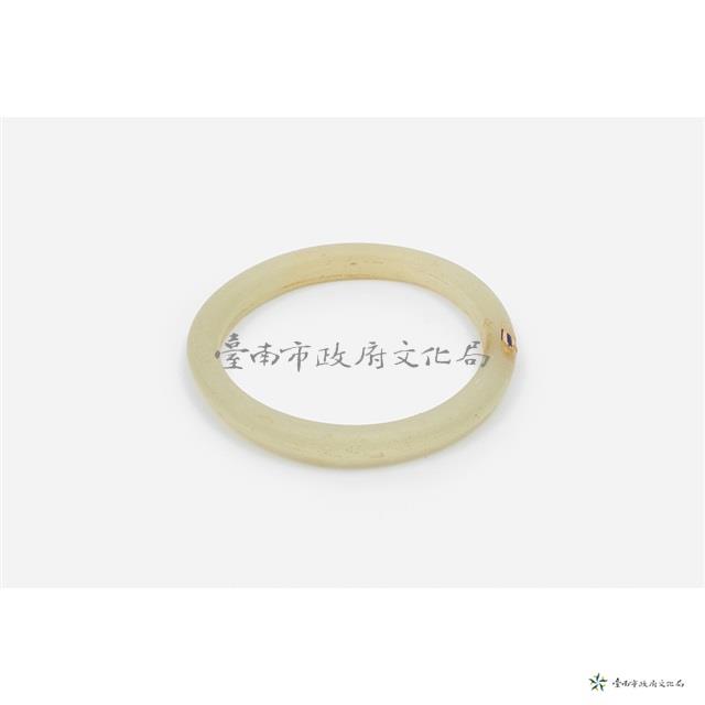 透明白色手環藏品圖，第1張