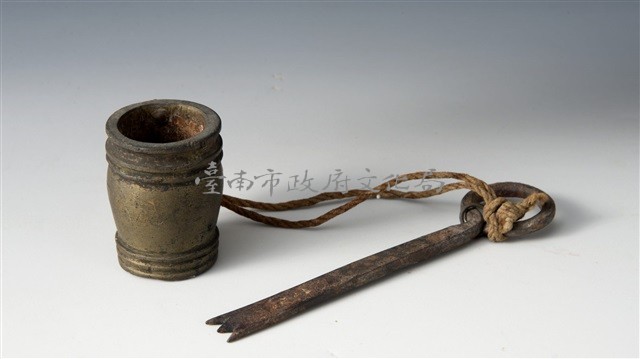 銅製搗檳榔器藏品圖，第1張