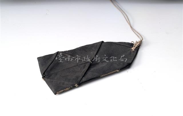 黑色煙絲袋藏品圖，第2張