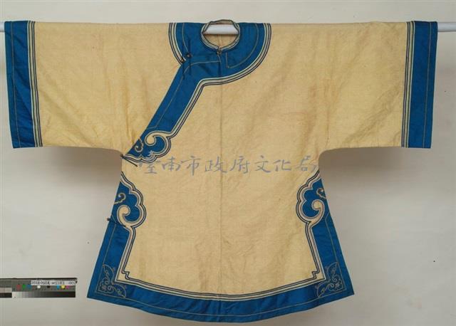 婦女用大祹衣(淡黃色衣)藏品圖，第2張