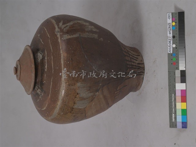 有蓋陶甕	 	藏品圖，第1張