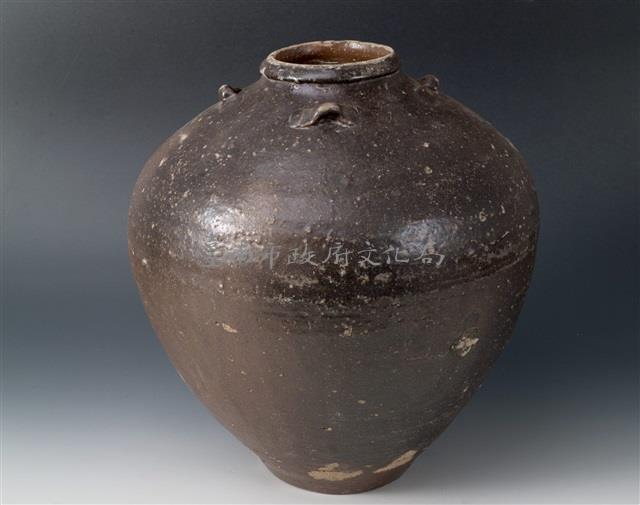 小口四繫醬釉大罐藏品圖，第1張