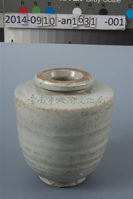 筆筒型安平壺	 	藏品圖，第1張