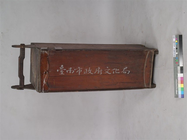 龍燈箱藏品圖，第1張