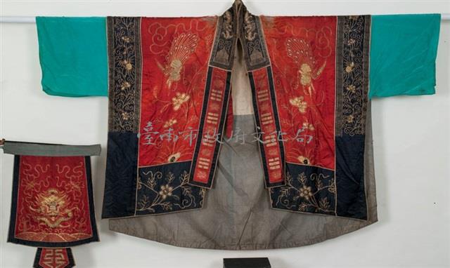 絳衣、襒膝藏品圖，第2張