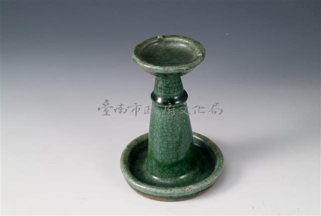 綠釉油燈盞藏品圖，第1張