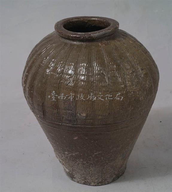 綠彩甕罐	 	藏品圖，第1張