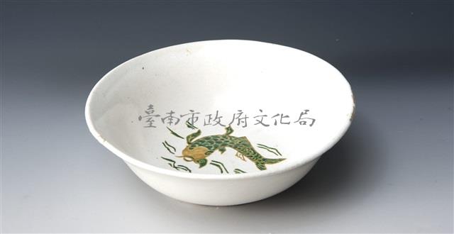 白瓷加彩碗	 	藏品圖，第1張