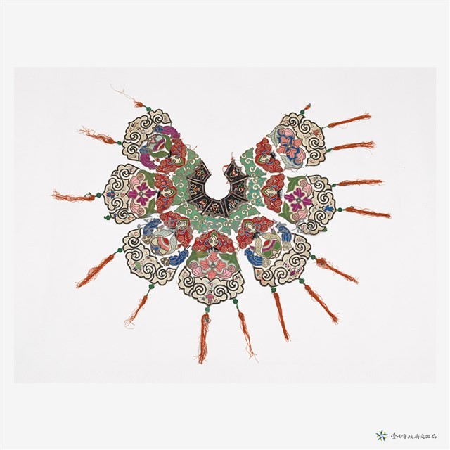 繡花霞披藏品圖，第1張