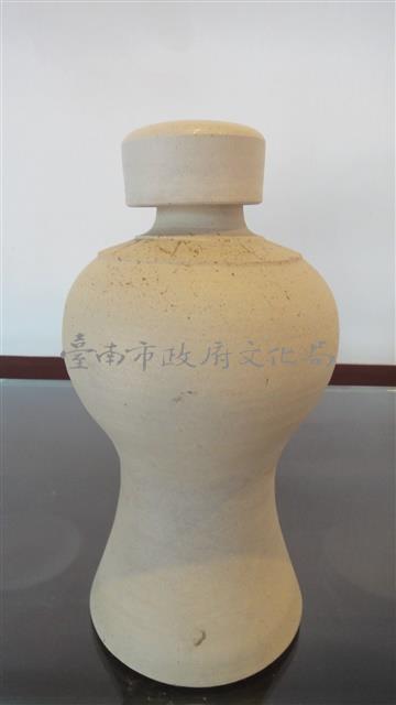 白色素燒酒瓶-07藏品圖，第1張