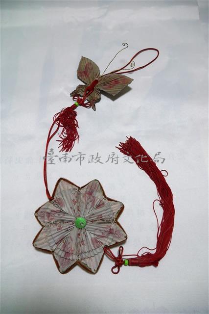 銀票花(多角形)吊飾藏品圖，第1張