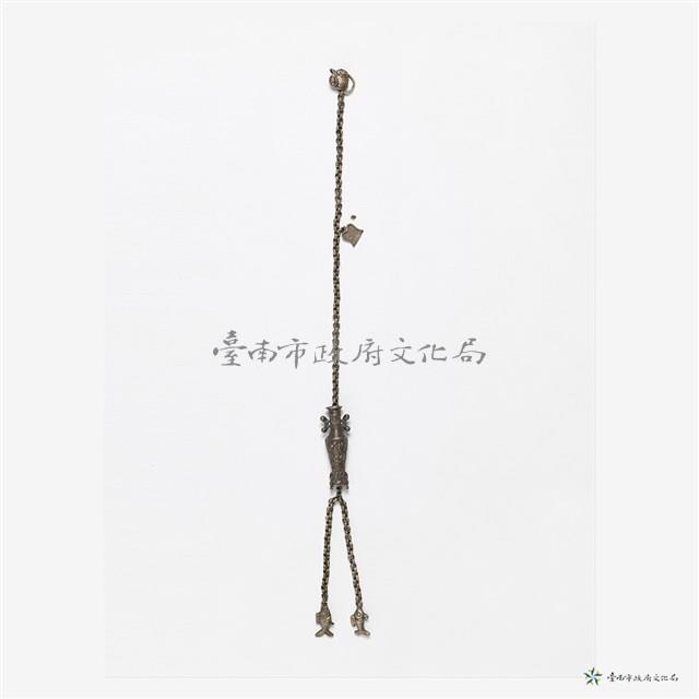 銀花瓶藏針筒腰佩藏品圖，第1張