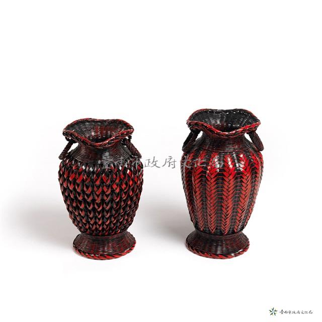 矢紋高花瓶(2個)藏品圖，第1張