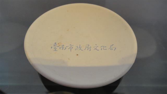 白色素燒小碟-3-1藏品圖，第1張