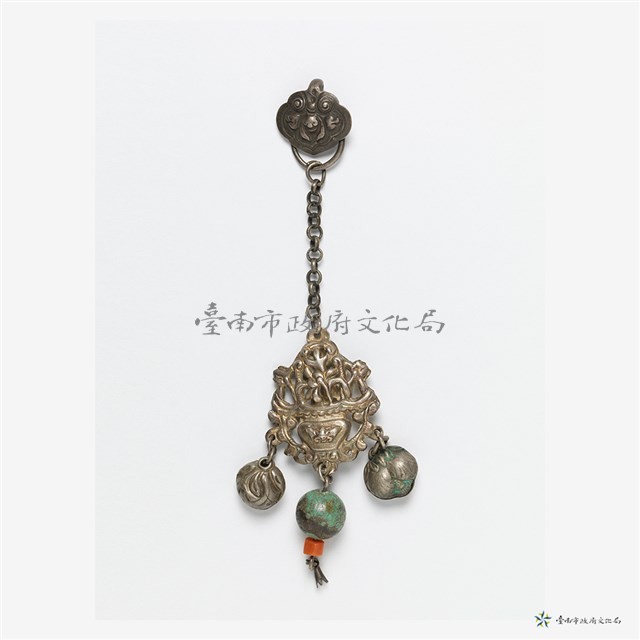 銀小花籃吊飾藏品圖，第1張