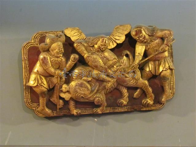 洋人洗大象雕刻藏品圖，第1張