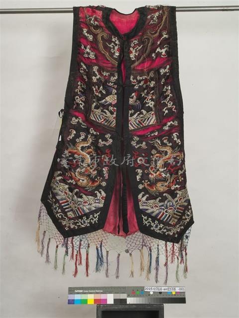 官補命婦霞帔藏品圖，第1張