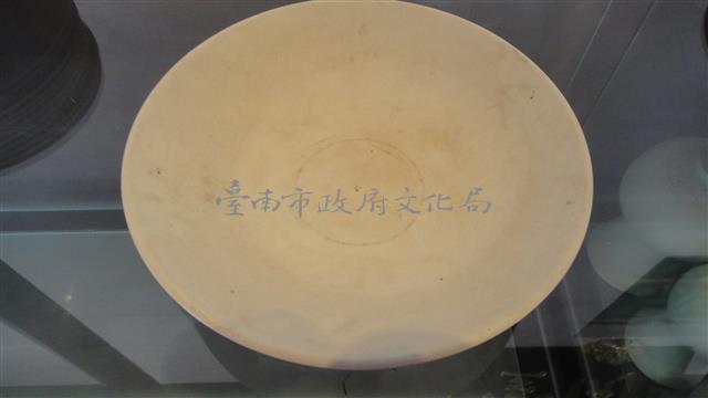 白色素燒碟-10藏品圖，第1張