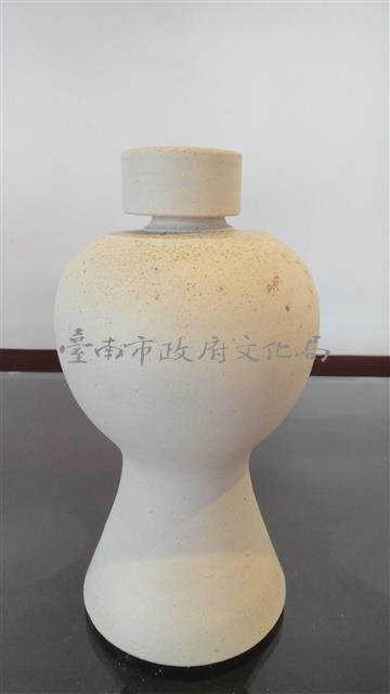 白色素燒酒瓶-10藏品圖，第1張