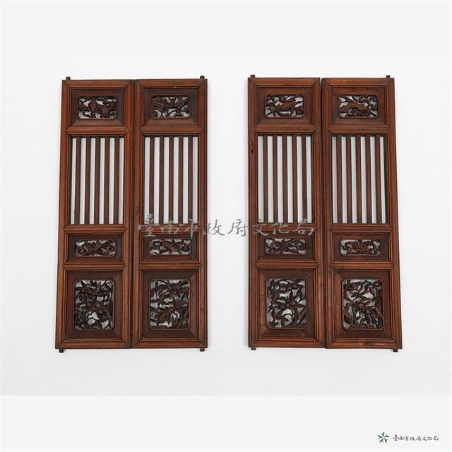 神龕木雕花門扇藏品圖，第1張