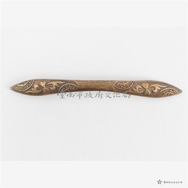 銀鎏金尖葉形扁方藏品圖，第1張