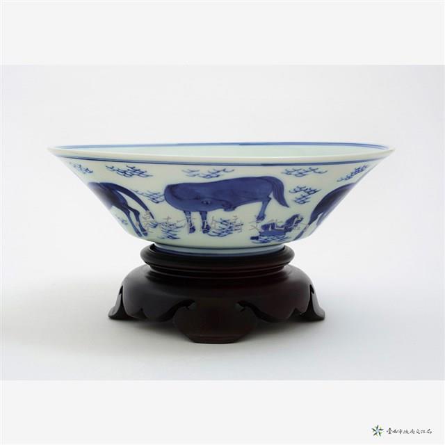 仿明嘉靖窯青花八駿撇口碗藏品圖，第4張
