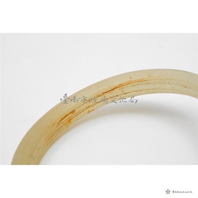 透明白色手環藏品圖，第4張