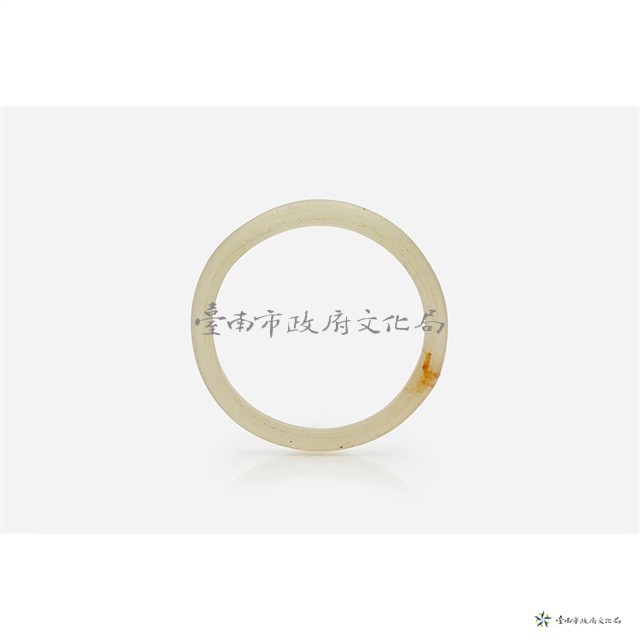透明白色手環藏品圖，第2張