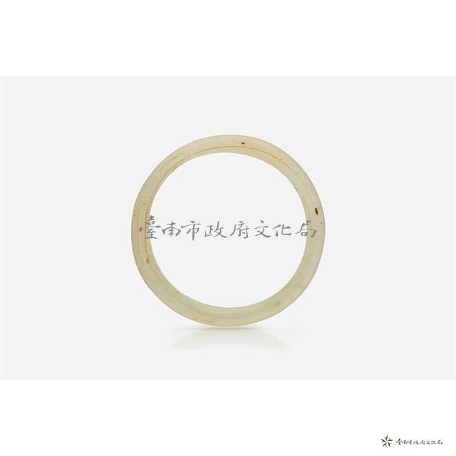 透明白色手環藏品圖，第2張