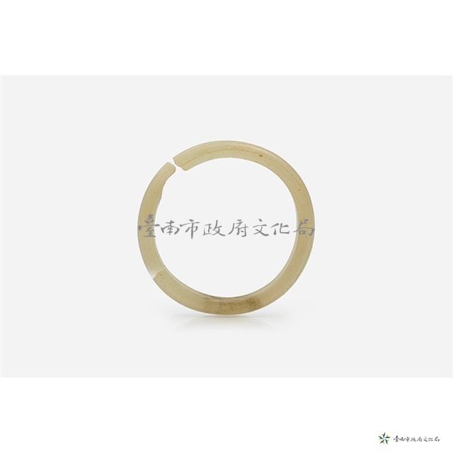 透明白色手環藏品圖，第2張