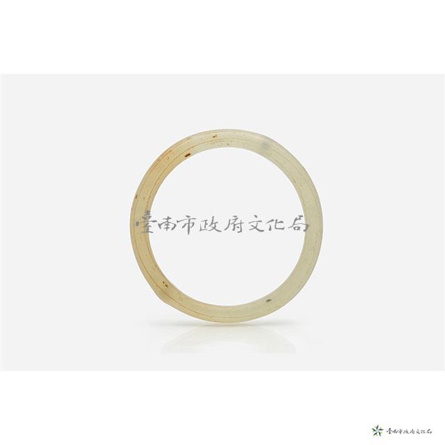 透明白色手環藏品圖，第2張