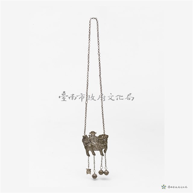 銀麒麟送子項鍊藏品圖，第2張