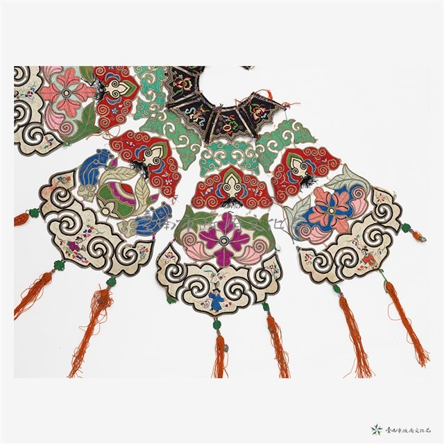 繡花霞披藏品圖，第6張