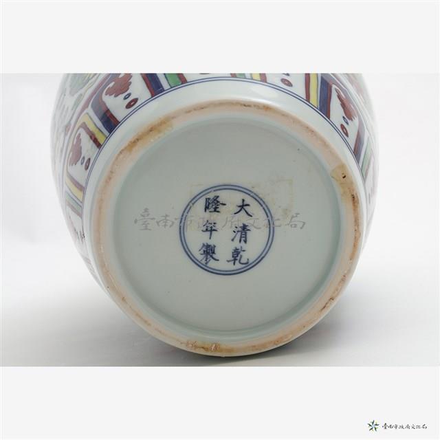 仿明萬歷鬥彩唐草橄欖瓶藏品圖，第7張