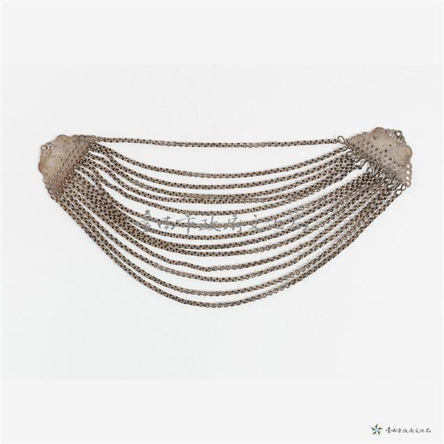 銀弧形項鍊藏品圖，第2張